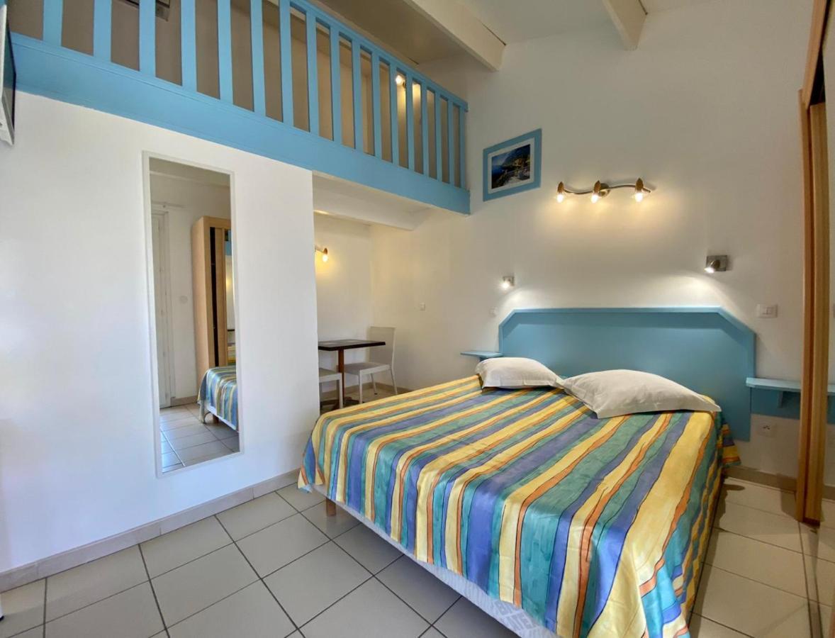 Hotel Myriam Vias Plage Exterior photo