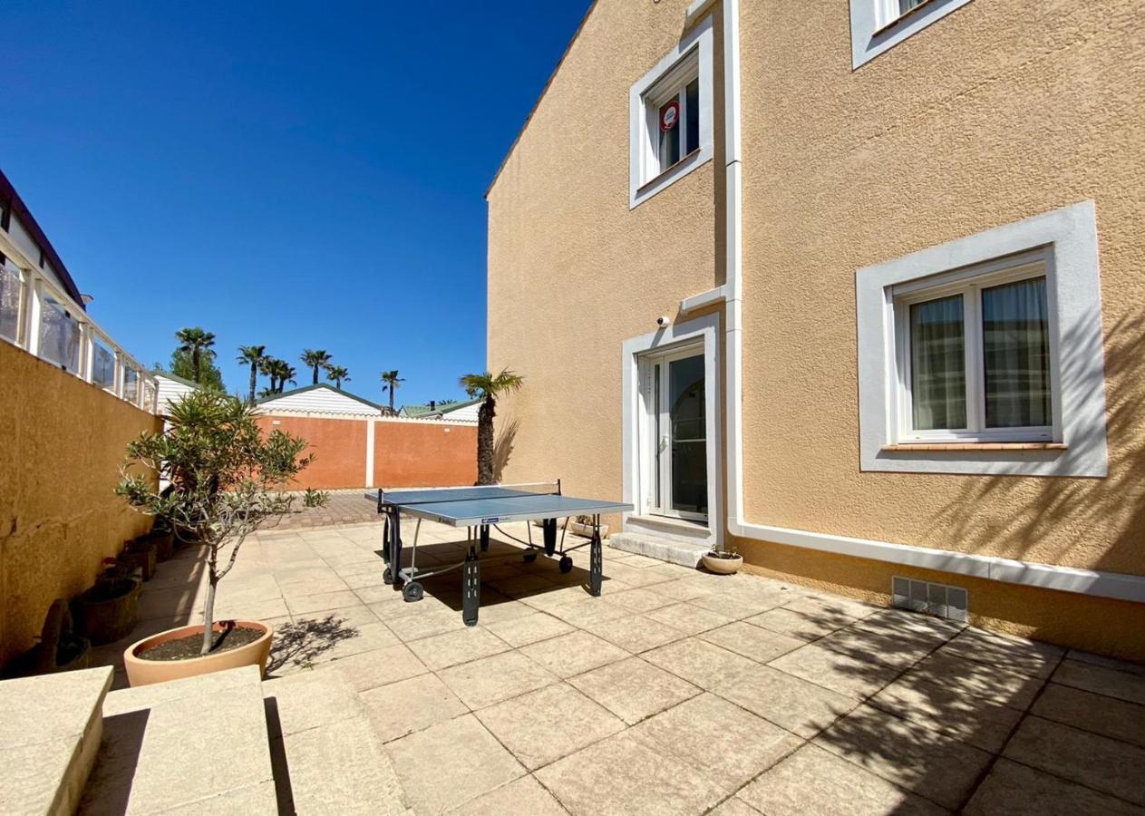 Hotel Myriam Vias Plage Exterior photo