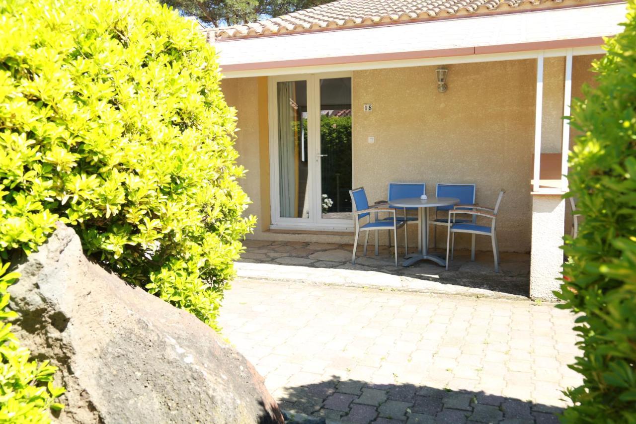 Hotel Myriam Vias Plage Exterior photo